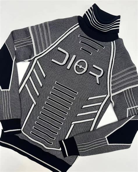 dior sorayama pullover|DIOR MEN 2019 x Hajime Sorayama T.